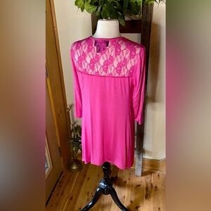 💥Antthony Sharkbite Tunic Top💥 NWOT